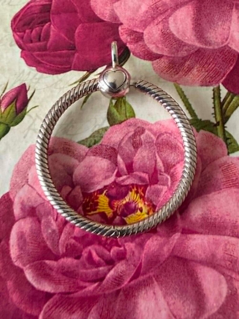 Authentic Pandora Medium O Pendant Carrier #398256